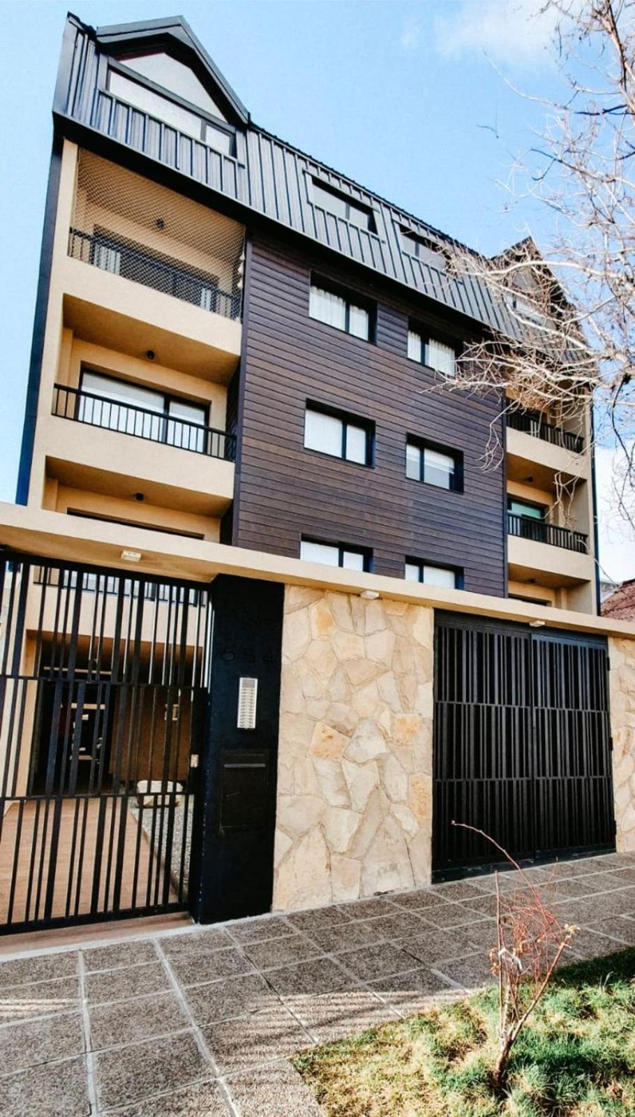 Palacios Bari Alojamientos San Carlos de Bariloche Exterior foto